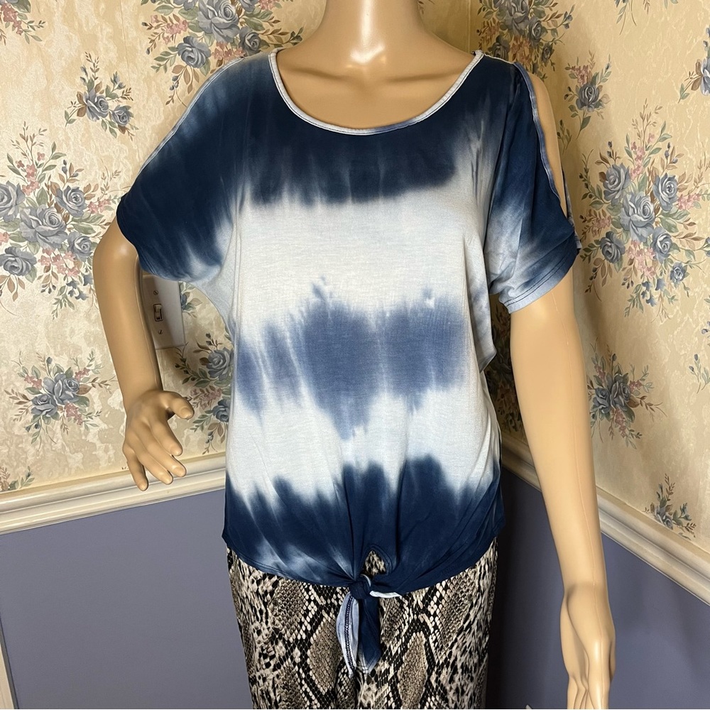 SJS Blue & White Tie Dye Cold Shoulder Front Ties Top, Size S